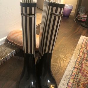 Henri Bendel Size 8 Rainboots